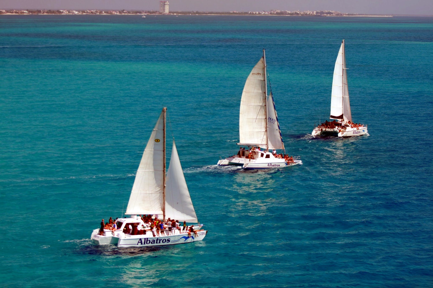 Tour en Catamarán - Emysa Tours